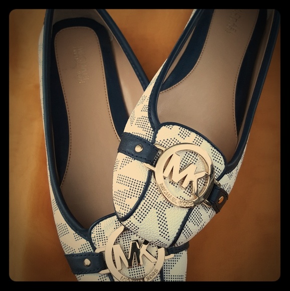 Michael Kors Shoes - Michael Kors Flats size 7
